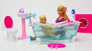 Распаковка игрушек. Ванная, коляска и велосипед для Барби!