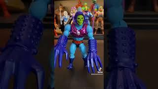 Terror Claws Skeletor vs Flying Fists He-Man