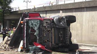 LKW stürzt von Europabrücke - Fahrer verstorben in Koblenz am 04.07.24 + O-Ton