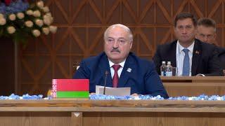 Лукашенко: Те, кто манипулирует долларовой дубиной, поймут, что дальше так быть не может!