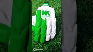 NK GLOVES - GREEN 