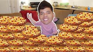 30 MEXICAN PIZZAS IN 10 MIN CHALLENGE!