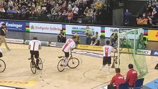 Hallenradsport: Radball WM Stuttgart 2021 Finale. Deutschland : Schweiz