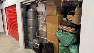 I Bought ALL BRAND NEW STUFF Inside This Abandoned Storage Locker