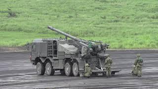 Japanese army unveils its new Type 19 155mm/52-calibre 8x8 wheeled self-propelled howitzer MAN Truck