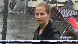 Karla Homolka occasionally volunteers at Montreal elementary school