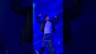 [BTS] 내가 전정국을 3D로 보다니 #3d | Jungkook golden live on stage 팬캠