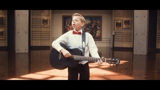 Mason Ramsey - Lovesick Blues (Official Music Video)