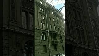Строгий,мистический, притягивающий взгляд дом с атлантами на Наб.Крюкова канала. Санкт -Петербург.