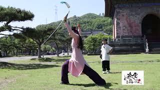 Wudang Sword, Pizzazz and Elegant, the Boxing of the Cute Child Next to It is Even More Powerful