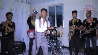 ኤለክትሪክ ዘይብሉ ጓይላ 
DY2 Entertainment