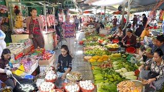 Coconut Rice Cakes, Quail Eggs, Pak Lov, & More - Cambodia Food Vlog