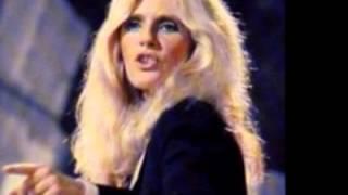 Kim Carnes  Don't Fall In Love With A Dreamer