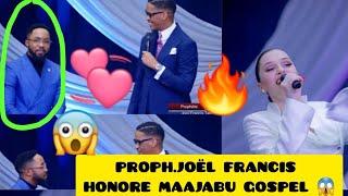 LE PROPH.JOËL FRANCIS RECOIT ALAIN PALUKU LE GAGNANT DE MAAJABU GOSPEL SIMIANE FAIT LE CHAUD