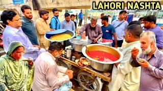 100/-Rs DISCOVER CHEAPEST STREET FOOD LAHORI BREAKFAST - FOOD STREET PAKISTAN - BONG PAYE - CHANAY