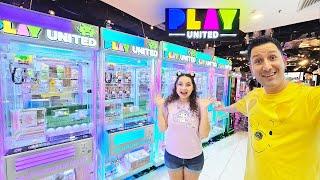 This Arcade is FULL of Claw Machines! Play United Singapore!