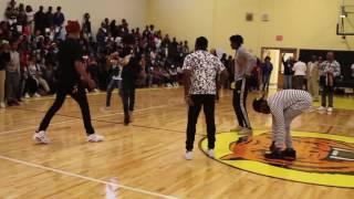 Ayo & Teo Pep Rally Performance @freakyday_ @kingkumo_ HiiiKey