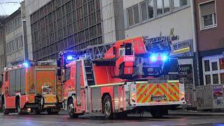 Feuerwehr Bonn rettet Person aus Aufzug im Zentrum am 09.01.25