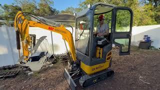 Chinese Mini Excavator: Walkthrough of the AGT QK18RXS-C with Cab and Air Conditioning!