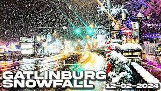 ACTIVE SNOWFALL IN GATLINBURG, TN |Beautiful Snowfall Blankets The Smokies|