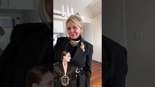 #howto #schiaparelli ify your look #thrift edition ️️ #brooches