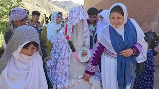 آخرین روزی عروس در خانه مادر اش و گریه مادر عروس برای دختراش#عروسی #هزارگی #افغانستان #