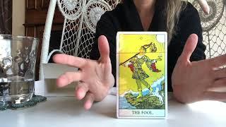 Review: Amazon - MagicSeer - Rainbow Tarot Card Deck - Beginners Tarot - A.E. Waite