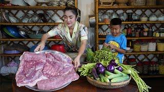 Sreypov Life Show: Fresh vegetables around home is harvested for cooking - Family food cooking