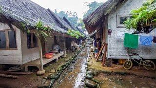 Beautiful Indonesia Rural Life | Raining Weather in Village Simple Life