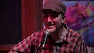 Peter Mulvey & SistaStrings: The Trapeze Swinger