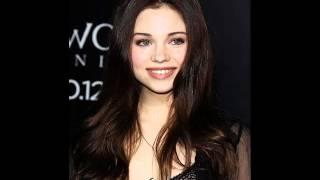 India Eisley Lost