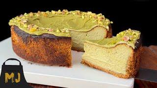 Cheesecake and pistachios