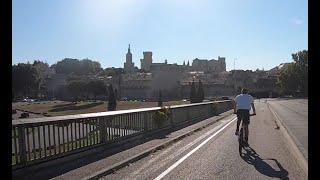 Promenade à Avignon en vélo