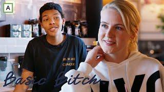 Basic Bitch | Når du tror baristaen flørter med deg | discovery+ Norge