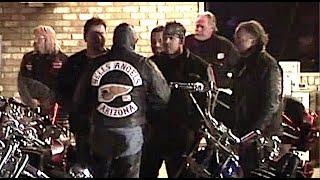 HELLS ANGELS Tactically Roam Thru Bar  #bikelife #biker #bikeride #hellsangels #motorcycle  #cops