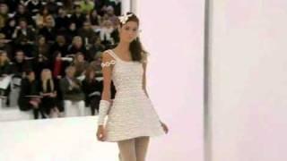 Chanel Spring 2006 Haute Couture Fashion Show (full)