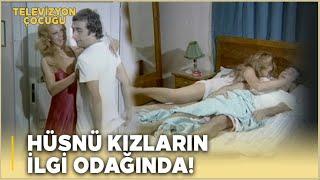 Televizyon Çocuğu Türk Filmi | Hüsnü Kızların İlgi Odağında!