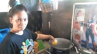 Nagluto ako ng garlic shrimp and crab/dala ni diane sa manila