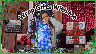 VLOGMAS DAY 22~ Wrap Gifts With Me!~ | Haley WC