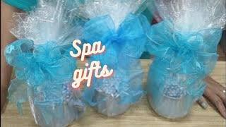 Melt And Pour Soap As Gifts + How To Create Simple Gift Baskets Using Your Soap Creations