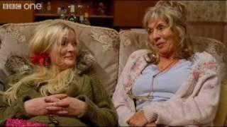 Who Wants a Leg? - The Royle Family Christmas Special - BBC