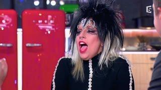 Lady Gaga a capella devant ses Little Monsters - C à vous - 31/10/2014