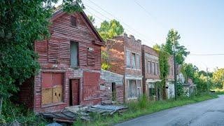 Uncovering an abandoned Tobacco Ghost Town from the early 1900's