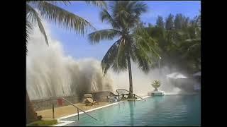 Tsunami hits resort in Penang, Malaysia [Raw/Extended]