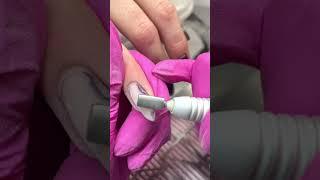 Color Removal on Structured Gel Nails 