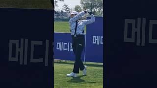 [Golf] 10년만 챔프 여세로 2~3승 go  서연정프로(28세 161cm 요진건설) 티샷