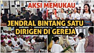 Merinding !! Jendral Bintang Satu Dirigen Di Gereja