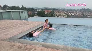 Asyik berenang di hotel grand edge semarang