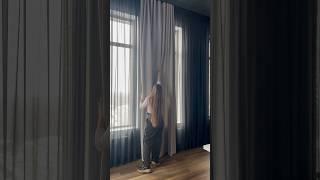 Складки на шторах могу  обладать эффектом памяти #шторыновосибирск #шторыназаказ #шторы #текстиль