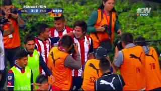 El Increíble Gol de Carlos Fierro (Le roba el balón al Portero)  Chivas vs Puebla